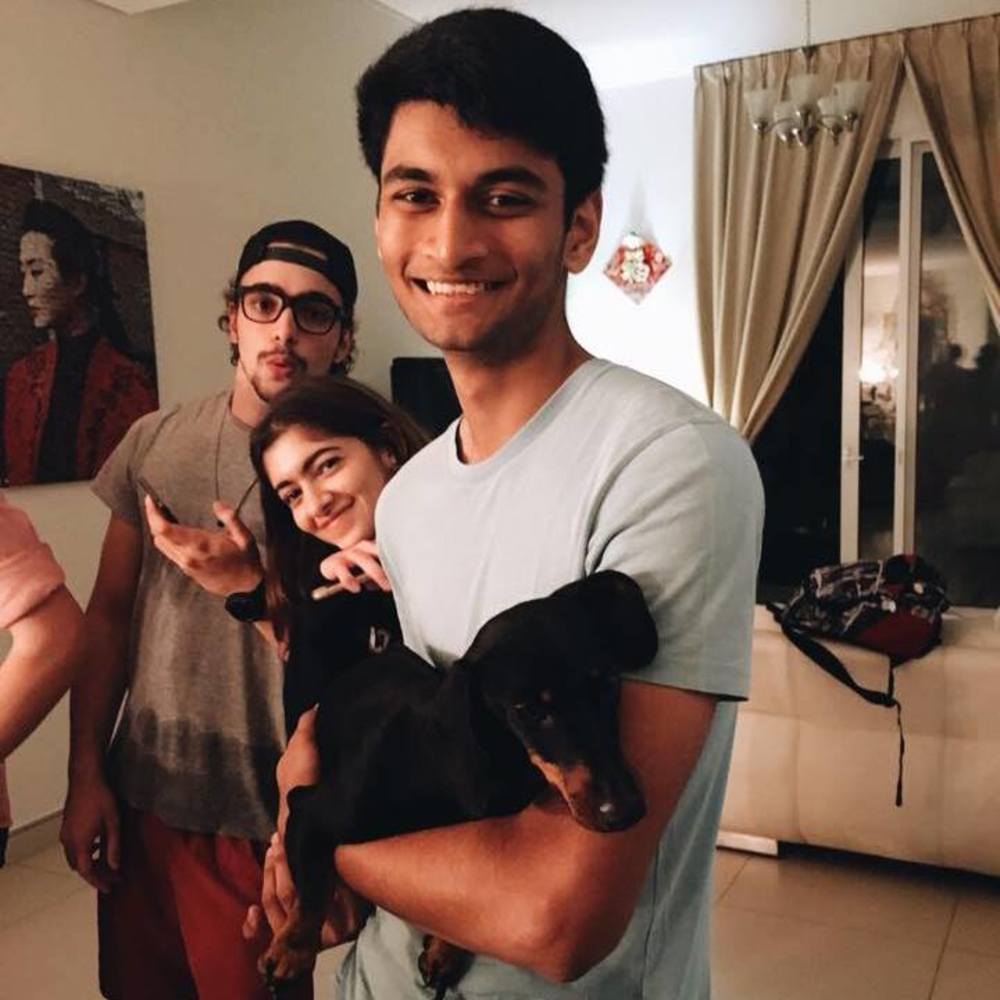 Meet your Posher, Sheil